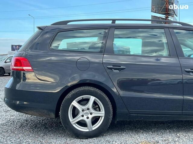 Серый Фольксваген Пассат Б7, объемом двигателя 1.6 л и пробегом 287 тыс. км за 8990 $, фото 7 на Automoto.ua