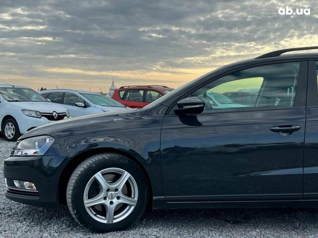 Серый Фольксваген Пассат Б7, объемом двигателя 1.6 л и пробегом 287 тыс. км за 8990 $, фото 2 на Automoto.ua