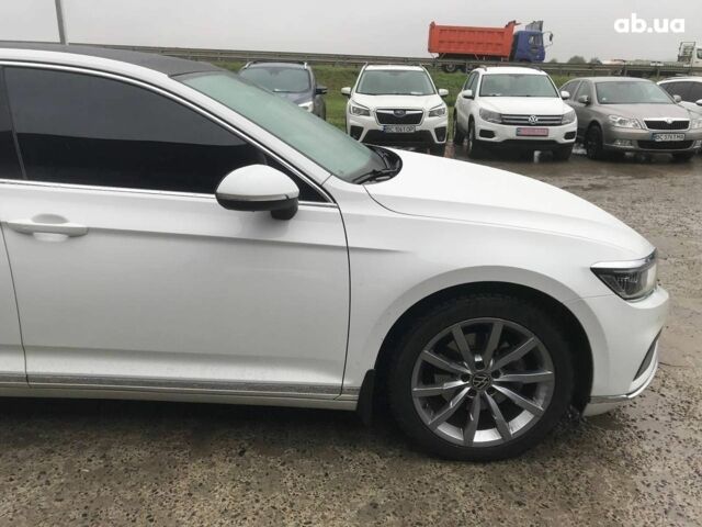 Белый Фольксваген Пассат Б8, объемом двигателя 2 л и пробегом 55 тыс. км за 30990 $, фото 16 на Automoto.ua