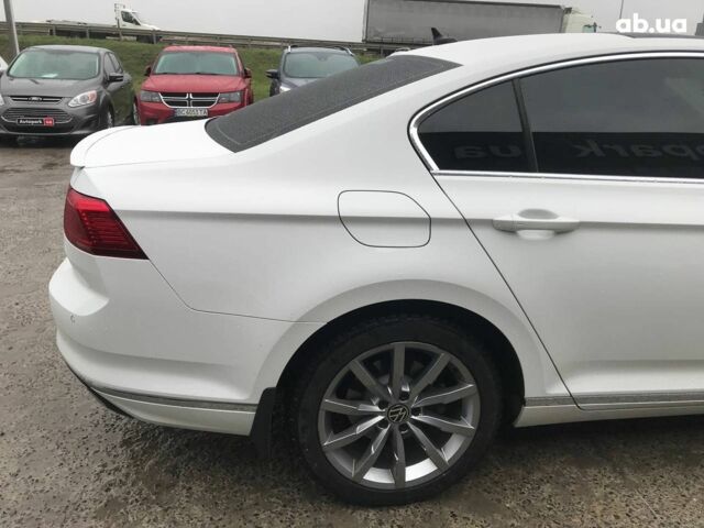 Белый Фольксваген Пассат Б8, объемом двигателя 2 л и пробегом 55 тыс. км за 30990 $, фото 18 на Automoto.ua