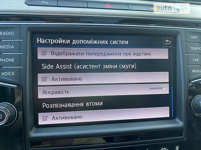 Чорний Фольксваген Пассат Б8, об'ємом двигуна 2 л та пробігом 275 тис. км за 17150 $, фото 24 на Automoto.ua