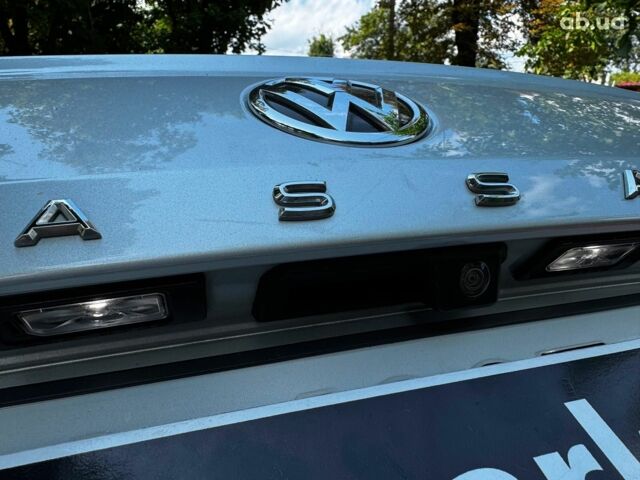 Серый Фольксваген Пассат Б8, объемом двигателя 2 л и пробегом 152 тыс. км за 16480 $, фото 11 на Automoto.ua
