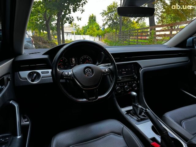 Серый Фольксваген Пассат Б8, объемом двигателя 2 л и пробегом 152 тыс. км за 16480 $, фото 31 на Automoto.ua