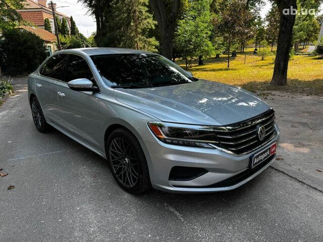 Серый Фольксваген Пассат Б8, объемом двигателя 2 л и пробегом 152 тыс. км за 16480 $, фото 3 на Automoto.ua