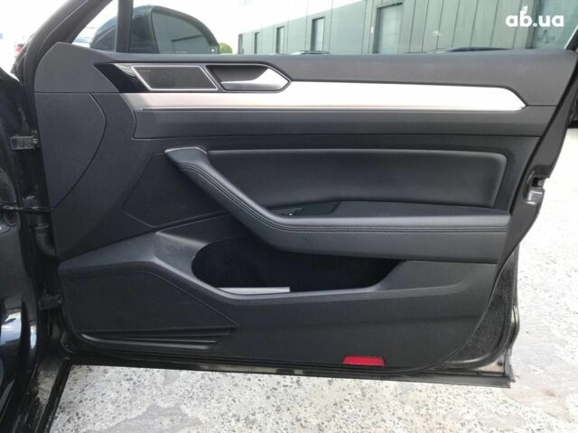 Сірий Фольксваген Пассат Б8, об'ємом двигуна 2 л та пробігом 223 тис. км за 20490 $, фото 13 на Automoto.ua