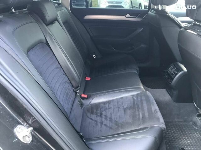 Сірий Фольксваген Пассат Б8, об'ємом двигуна 2 л та пробігом 223 тис. км за 20490 $, фото 14 на Automoto.ua