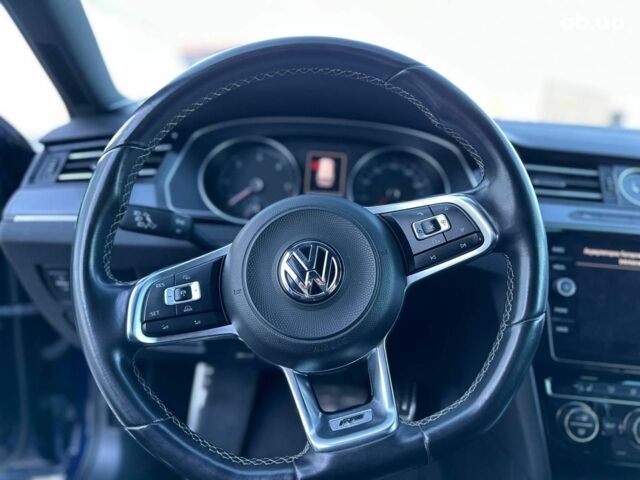 Синій Фольксваген Пассат Б8, об'ємом двигуна 1.6 л та пробігом 202 тис. км за 16790 $, фото 15 на Automoto.ua