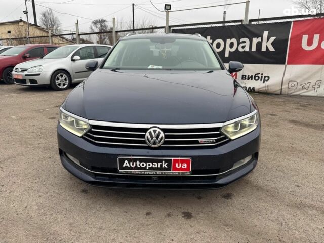 Синій Фольксваген Пассат Б8, об'ємом двигуна 2 л та пробігом 332 тис. км за 15990 $, фото 1 на Automoto.ua