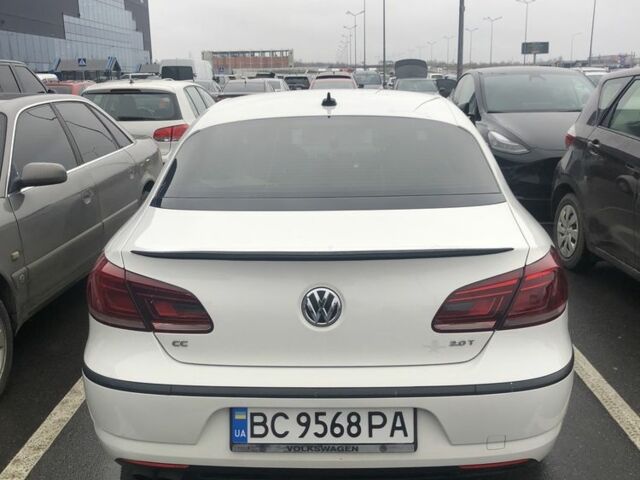 Білий Фольксваген Пассат СС, об'ємом двигуна 2 л та пробігом 170 тис. км за 9100 $, фото 3 на Automoto.ua