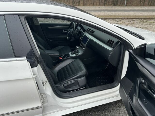 Белый Фольксваген Пассат СС, объемом двигателя 2 л и пробегом 224 тыс. км за 7700 $, фото 7 на Automoto.ua