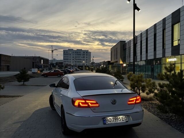 Белый Фольксваген Пассат СС, объемом двигателя 2 л и пробегом 337 тыс. км за 12250 $, фото 9 на Automoto.ua