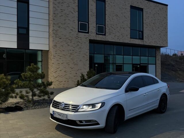 Белый Фольксваген Пассат СС, объемом двигателя 2 л и пробегом 337 тыс. км за 12250 $, фото 6 на Automoto.ua
