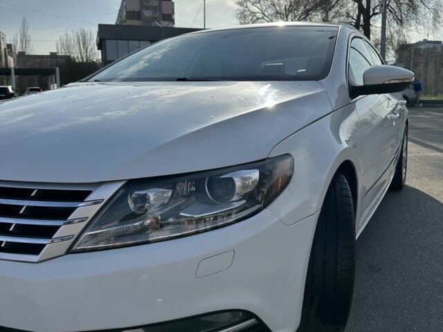 Білий Фольксваген Пассат СС, об'ємом двигуна 2 л та пробігом 187 тис. км за 8400 $, фото 14 на Automoto.ua