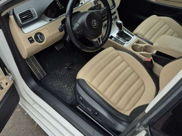 Белый Фольксваген Пассат СС, объемом двигателя 2 л и пробегом 220 тыс. км за 11200 $, фото 8 на Automoto.ua