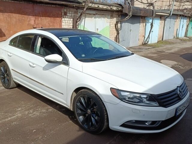 Белый Фольксваген Пассат СС, объемом двигателя 3.6 л и пробегом 257 тыс. км за 9500 $, фото 2 на Automoto.ua