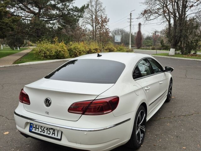 Белый Фольксваген Пассат СС, объемом двигателя 2 л и пробегом 220 тыс. км за 11200 $, фото 2 на Automoto.ua