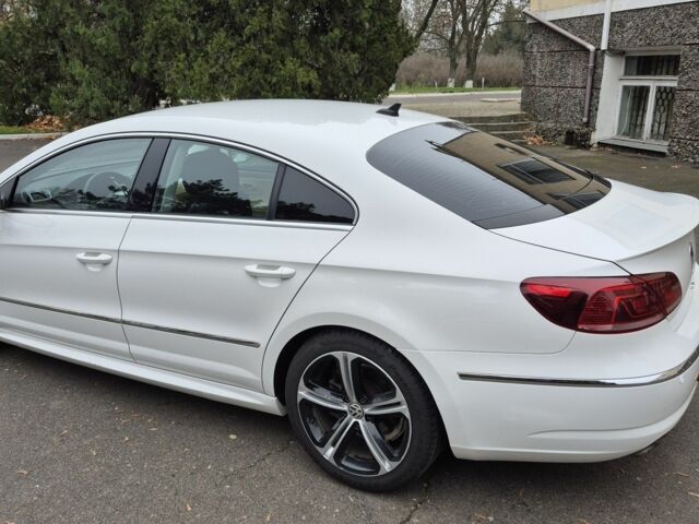 Белый Фольксваген Пассат СС, объемом двигателя 2 л и пробегом 220 тыс. км за 11200 $, фото 4 на Automoto.ua