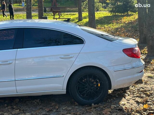 Белый Фольксваген Пассат СС, объемом двигателя 2 л и пробегом 244 тыс. км за 7440 $, фото 7 на Automoto.ua