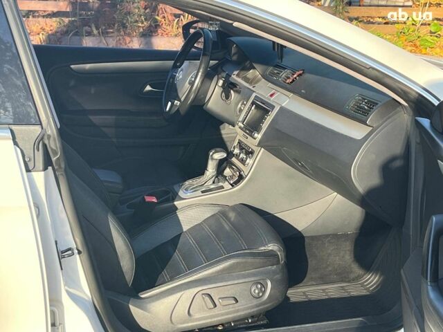 Белый Фольксваген Пассат СС, объемом двигателя 2 л и пробегом 244 тыс. км за 7440 $, фото 15 на Automoto.ua