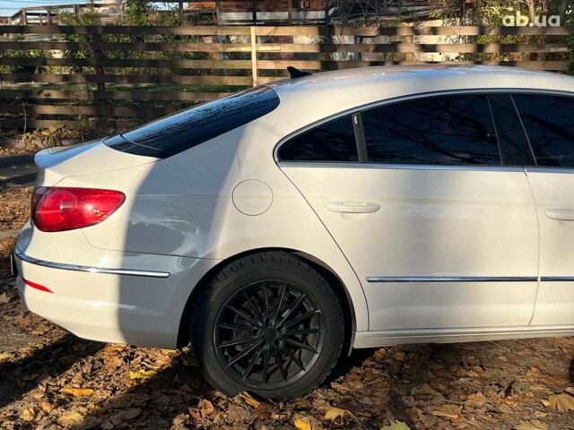 Белый Фольксваген Пассат СС, объемом двигателя 2 л и пробегом 244 тыс. км за 7440 $, фото 12 на Automoto.ua