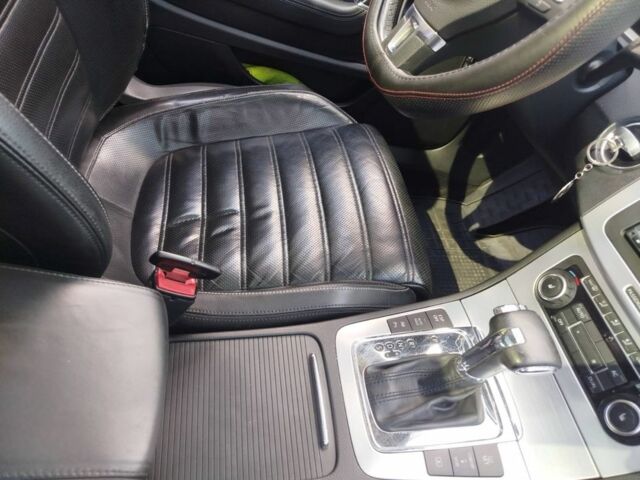 Білий Фольксваген Пассат СС, об'ємом двигуна 2 л та пробігом 251 тис. км за 8499 $, фото 5 на Automoto.ua