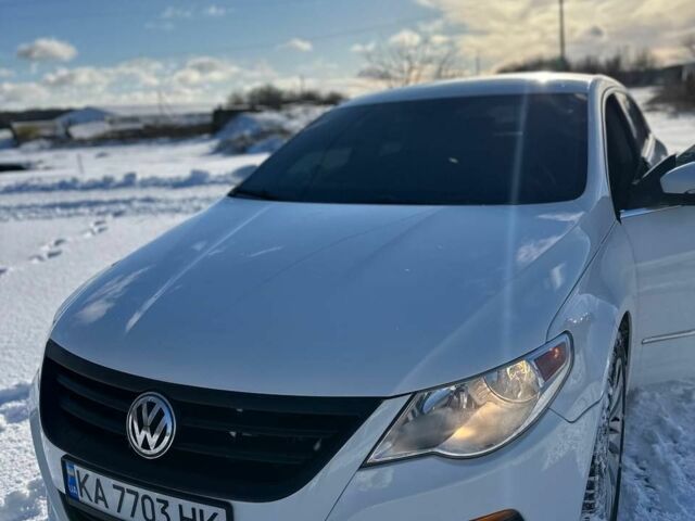 Білий Фольксваген Пассат СС, об'ємом двигуна 2 л та пробігом 243 тис. км за 8100 $, фото 7 на Automoto.ua
