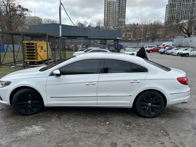 Білий Фольксваген Пассат СС, об'ємом двигуна 2 л та пробігом 80 тис. км за 10000 $, фото 2 на Automoto.ua