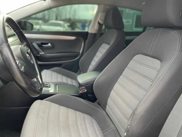 Білий Фольксваген Пассат СС, об'ємом двигуна 2 л та пробігом 173 тис. км за 8600 $, фото 16 на Automoto.ua