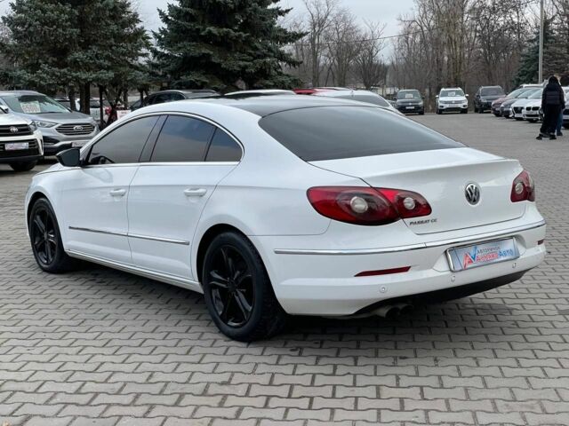 Білий Фольксваген Пассат СС, об'ємом двигуна 2 л та пробігом 173 тис. км за 8600 $, фото 4 на Automoto.ua