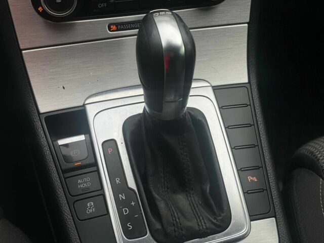 Білий Фольксваген Пассат СС, об'ємом двигуна 2 л та пробігом 173 тис. км за 8600 $, фото 17 на Automoto.ua