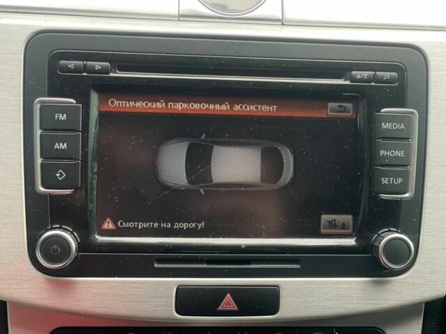 Білий Фольксваген Пассат СС, об'ємом двигуна 2 л та пробігом 173 тис. км за 8600 $, фото 10 на Automoto.ua