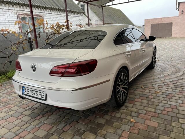 Белый Фольксваген Пассат СС, объемом двигателя 1.8 л и пробегом 236 тыс. км за 9999 $, фото 3 на Automoto.ua