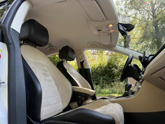 Белый Фольксваген Пассат СС, объемом двигателя 2 л и пробегом 292 тыс. км за 13500 $, фото 8 на Automoto.ua