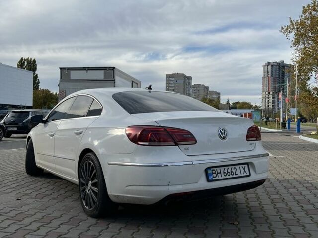Белый Фольксваген Пассат СС, объемом двигателя 2 л и пробегом 199 тыс. км за 8600 $, фото 4 на Automoto.ua