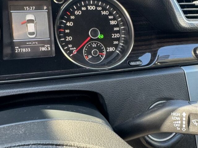 Білий Фольксваген Пассат СС, об'ємом двигуна 2 л та пробігом 285 тис. км за 10200 $, фото 3 на Automoto.ua