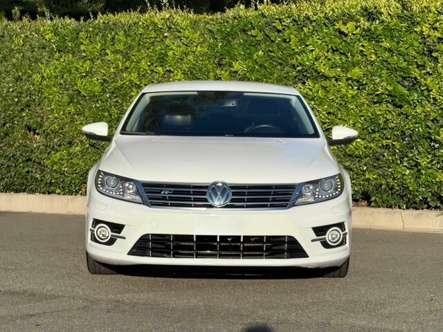 Белый Фольксваген Пассат СС, объемом двигателя 2 л и пробегом 82 тыс. км за 4100 $, фото 1 на Automoto.ua