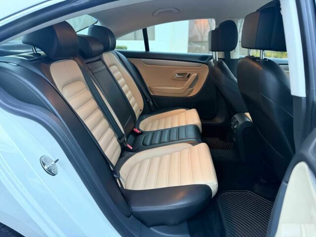 Білий Фольксваген Пассат СС, об'ємом двигуна 2 л та пробігом 89 тис. км за 6500 $, фото 10 на Automoto.ua