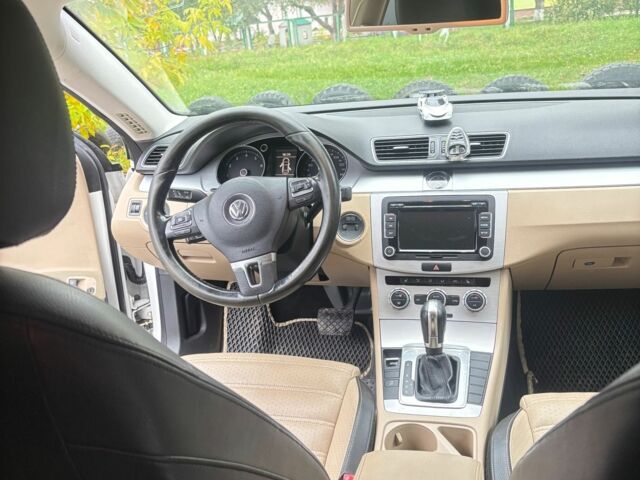 Белый Фольксваген Пассат СС, объемом двигателя 2 л и пробегом 289 тыс. км за 9500 $, фото 8 на Automoto.ua