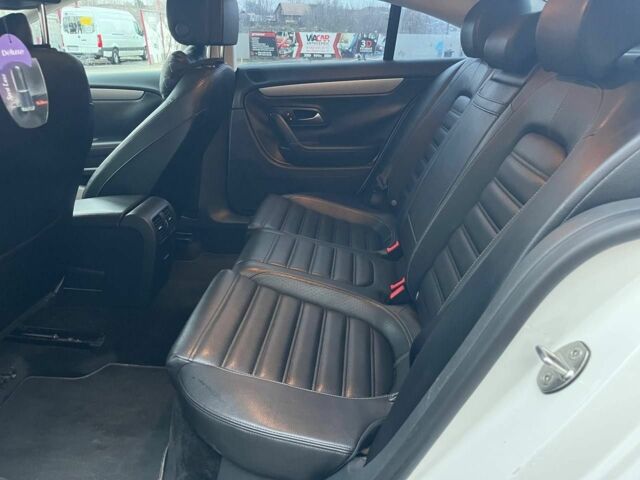 Білий Фольксваген Пассат СС, об'ємом двигуна 2 л та пробігом 185 тис. км за 9300 $, фото 15 на Automoto.ua