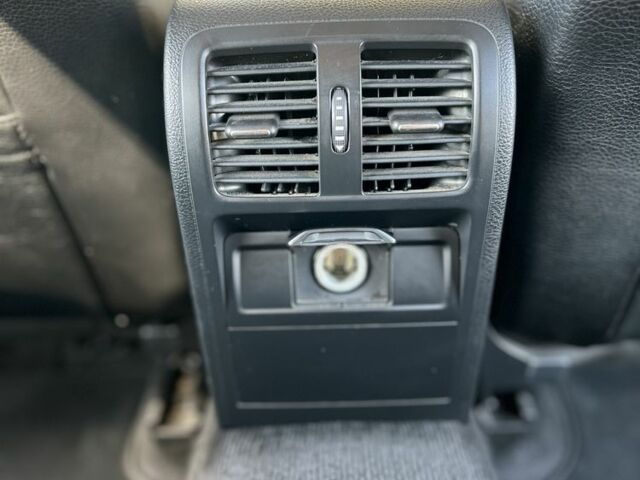 Белый Фольксваген Пассат СС, объемом двигателя 2 л и пробегом 231 тыс. км за 12900 $, фото 19 на Automoto.ua