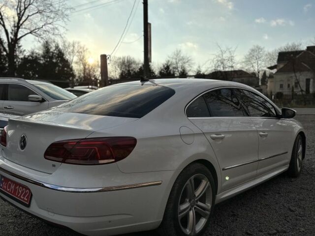 Белый Фольксваген Пассат СС, объемом двигателя 2 л и пробегом 211 тыс. км за 13500 $, фото 2 на Automoto.ua