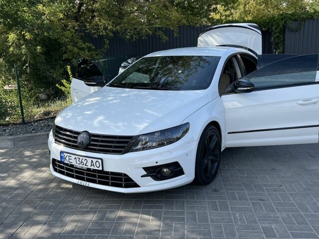 Білий Фольксваген Пассат СС, об'ємом двигуна 2 л та пробігом 192 тис. км за 13500 $, фото 2 на Automoto.ua