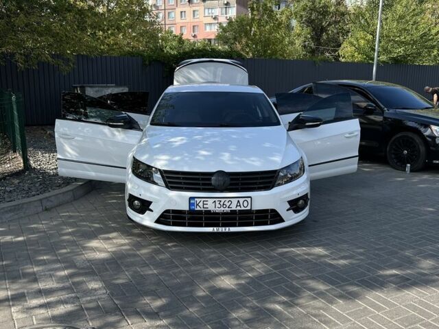 Білий Фольксваген Пассат СС, об'ємом двигуна 2 л та пробігом 192 тис. км за 13500 $, фото 1 на Automoto.ua