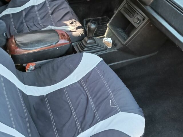 Білий Фольксваген Пассат СС, об'ємом двигуна 1.6 л та пробігом 200 тис. км за 700 $, фото 5 на Automoto.ua