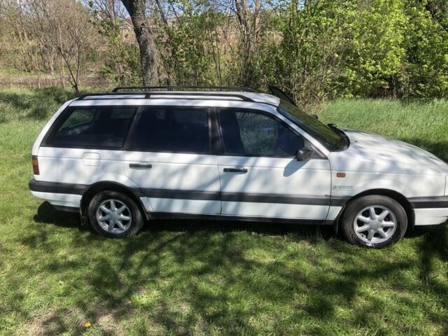 Білий Фольксваген Пассат СС, об'ємом двигуна 2 л та пробігом 2 тис. км за 2200 $, фото 2 на Automoto.ua