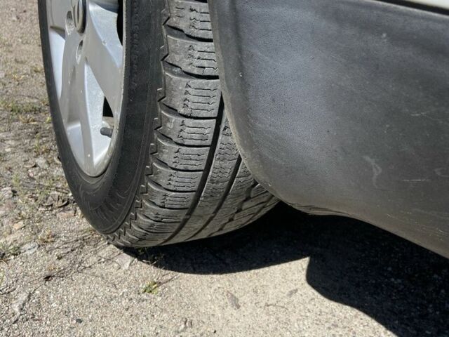 Белый Фольксваген Пассат СС, объемом двигателя 1.6 л и пробегом 250 тыс. км за 3200 $, фото 4 на Automoto.ua