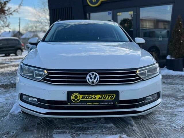 Білий Фольксваген Пассат СС, об'ємом двигуна 2 л та пробігом 272 тис. км за 16200 $, фото 1 на Automoto.ua