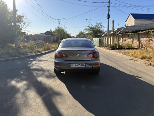 Бежевый Фольксваген Пассат СС, объемом двигателя 1.8 л и пробегом 256 тыс. км за 7500 $, фото 5 на Automoto.ua