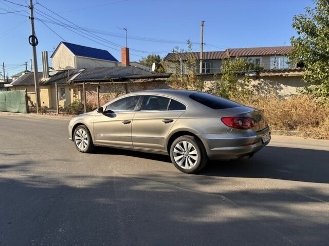 Бежевый Фольксваген Пассат СС, объемом двигателя 1.8 л и пробегом 256 тыс. км за 7500 $, фото 4 на Automoto.ua