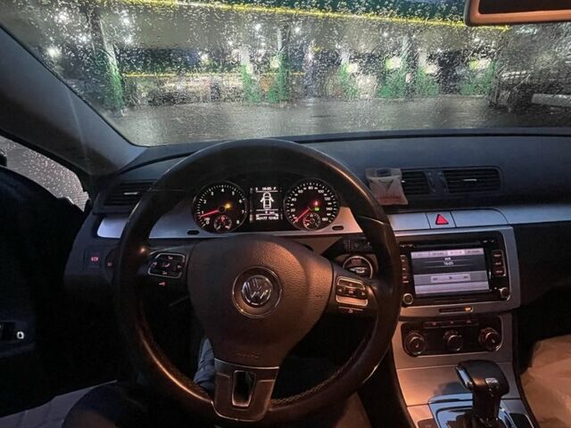 Чорний Фольксваген Пассат СС, об'ємом двигуна 2 л та пробігом 261 тис. км за 9605 $, фото 5 на Automoto.ua